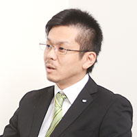 安部 貴士